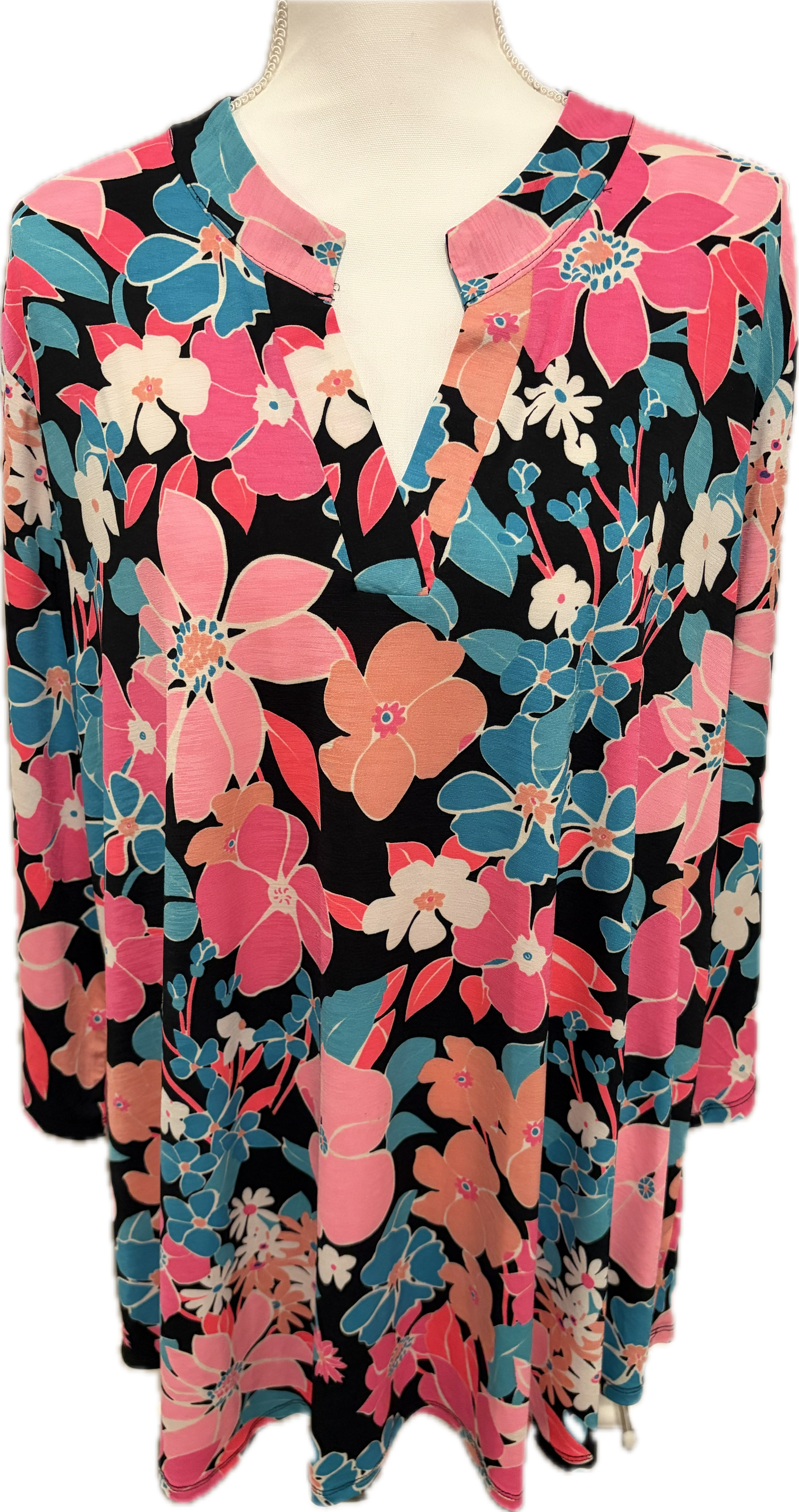 Dear Scarlett Floral Flowing Curve Top
