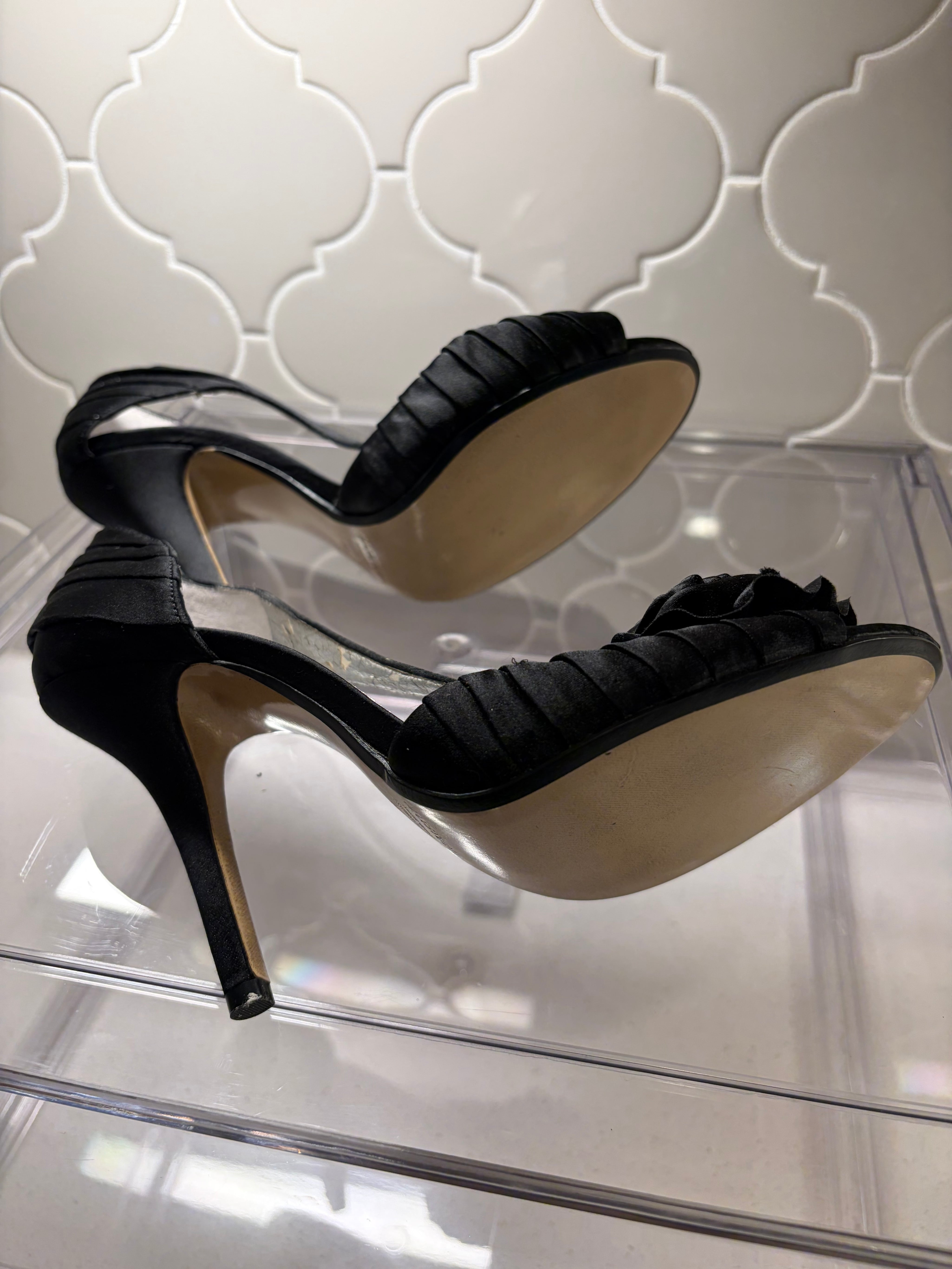 Max Studio Satin Floral Pump