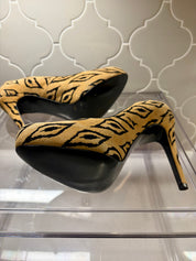 BCBG Generation Suede Print Pump